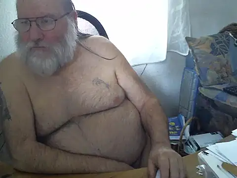 SexySantaC online show from 12-28-24, 09:20