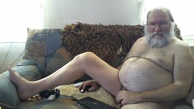 SexySantaC online show from 12-31-24, 02:14