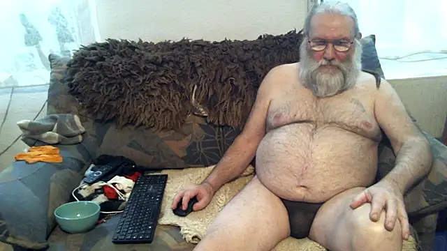 SexySantaC online show from 02-06-25, 05:40