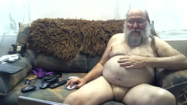 SexySantaC online show from 03-16-25, 06:44