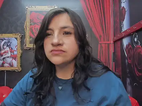 AmaiaDavies online show from 12-05-24, 01:47