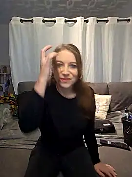 Snapshot of XLisaxx chatting on 03-03-26, 05:19 XLisaxx online show from 03-03-26, 05:19