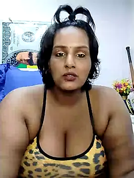 NWC4LYF online show from 02-08-25, 06:22