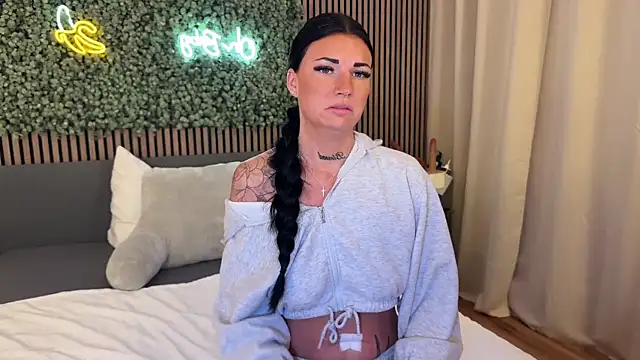 LizaRoxx online show from 02-08-26, 12:14