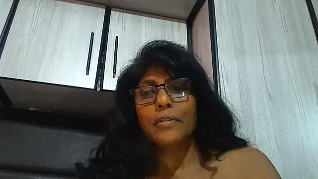 MsAttitude online show from 02-10-25, 12:08