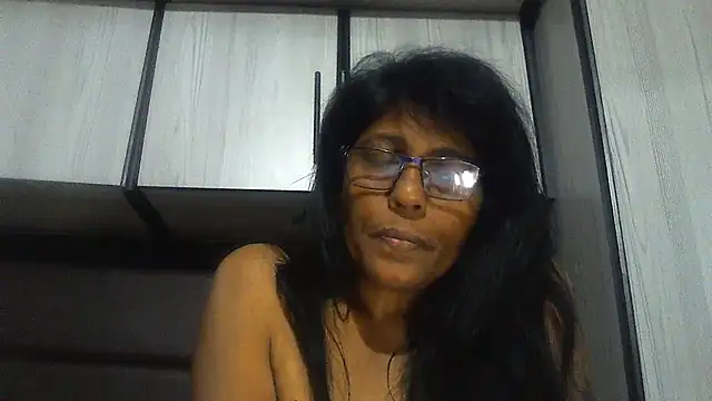 MsAttitude online show from 03-07-25, 04:44