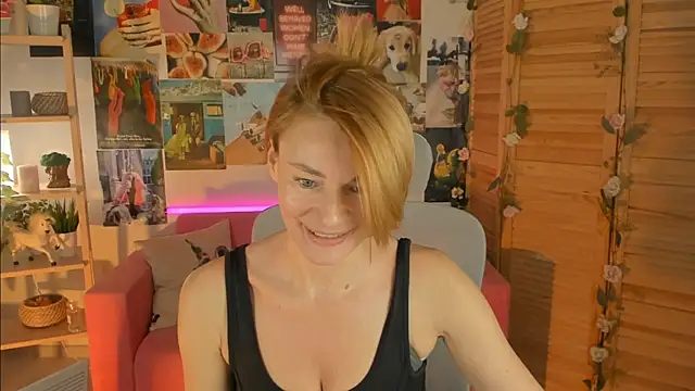 MistyBarnes online show from 01-26-25, 04:20