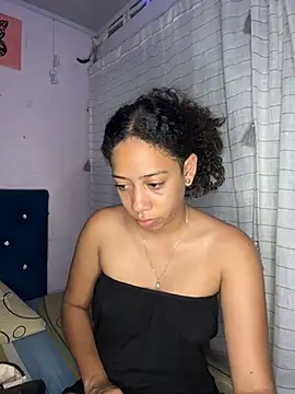 Miley and Vash online show from 10-22-25, 04:18