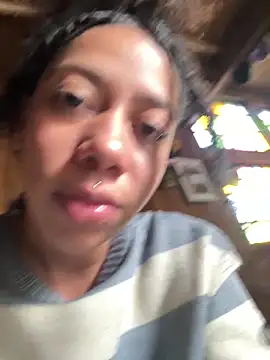 Miley and Vash online show from 03-05-26, 07:43