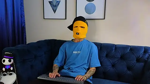 Snapshot of AcidMilo chatting on 03-22-25, 02:58 AcidMilo online show from 03-22-25, 02:58