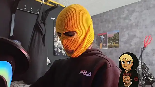 Snapshot of AcidMilo chatting on 10-28-25, 07:38 AcidMilo online show from 10-28-25, 07:38