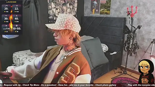 Snapshot of AcidMilo chatting on 11-15-25, 12:02 AcidMilo online show from 11-15-25, 12:02