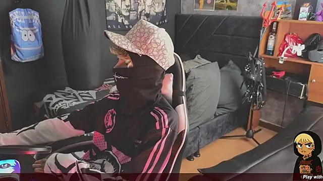 AcidMilo online show from 12-18-25, 04:24