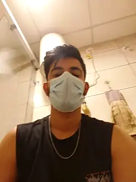 Snapshot of bigdickfuckuu chatting on 12-01-25, 12:26 bigdickfuckuu online show from 12-01-25, 12:26