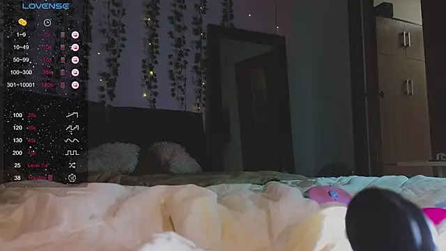 Juliette Sunshine online show from 03-21-25, 08:40