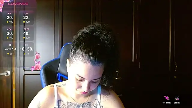 Snapshot of jaydensalvatore_ chatting on 11-24-25, 10:09 jaydensalvatore online show from 11-24-25, 10:09