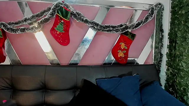 Snapshot of SabinaMerchetti chatting on 11-20-25, 02:12 SabinaMerchetti online show from 11-20-25, 02:12