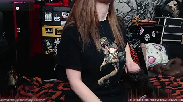 Silentmary online show from 02-26-25, 05:07