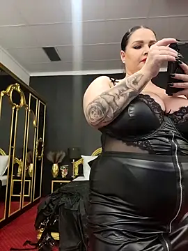 GeorgiaLerox online show from 10-14-25, 11:33