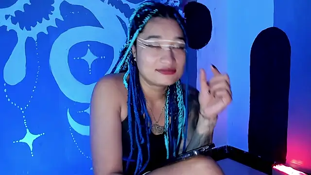 Eva Lee  online show from 12-06-24, 06:48