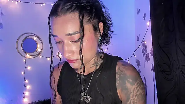 Snapshot of Eva_Lee_ chatting on 03-12-25, 07:46 Eva Lee  online show from 03-12-25, 07:46