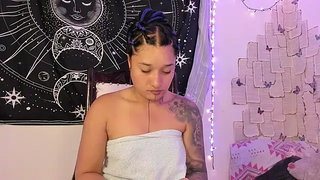 Snapshot of Eva_Lee_ chatting on 09-10-25, 05:40 Eva Lee  online show from 09-10-25, 05:40