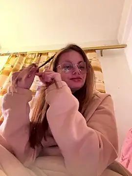 lovebellagrey online show from 01-09-26, 01:36