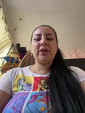 Abril Luv online show from 02-21-25, 09:00