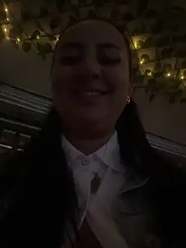 Abril Luv online show from 02-22-25, 12:49