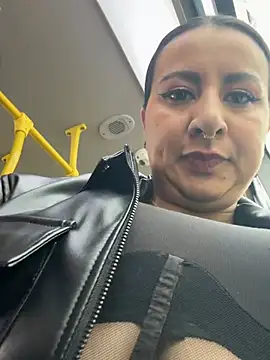 Abril Luv online show from 02-13-26, 12:23