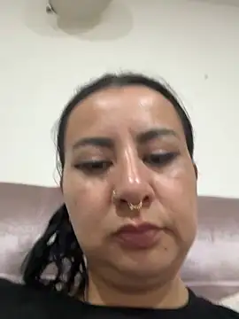 Abril Luv online show from 03-02-26, 01:30