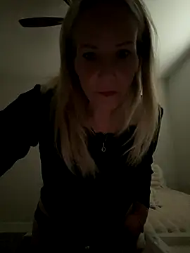 Sexual Lovable Doll online show from 12-05-25, 05:53