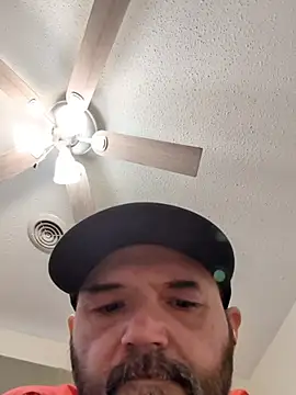 Snapshot of Louis504z chatting on 03-21-26, 08:34 Louis504z online show from 03-21-26, 08:34