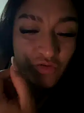 LuceroRm online show from 10-24-25, 06:10