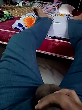 adicma123 online show from 10-23-25, 09:08