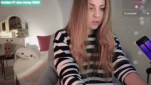 ImKeira online show from 10-10-25, 07:13