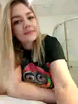 KrissSexi online show from 02-15-25, 03:20