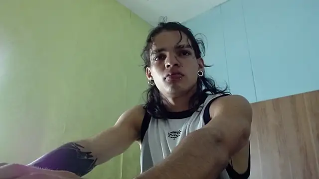 AlbertBernal69 online show from 10-18-25, 01:52