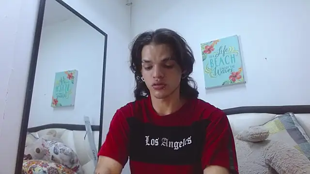 AlbertBernal69 online show from 10-22-25, 03:51