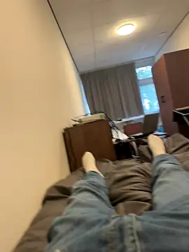 mihaixxx1 online show from 10-04-25, 12:14