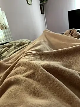 mihaixxx1 online show from 10-29-25, 01:46