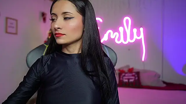 Snapshot of emily_smittt chatting on 12-07-24, 01:03 emily smittt online show from 12-07-24, 01:03