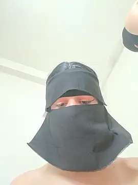 Snapshot of KHALIJIA-ARABIA-couple chatting on 02-05-26, 08:02 KHALIJIA-ARABIA-couple online show from 02-05-26, 08:02