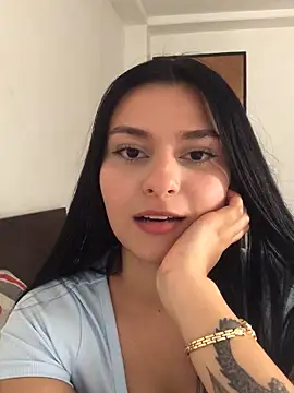 Snapshot of Lolitah__69 chatting on 01-22-25, 01:42 Lolitah 69 online show from 01-22-25, 01:42