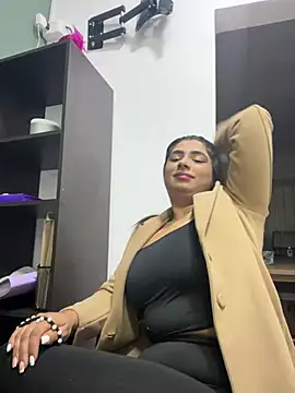 ZiaCalifa online show from 01-06-25, 12:24