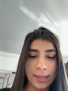 ZiaCalifa online show from 10-19-25, 08:09