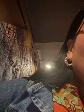 Insane Issa online show from 01-10-25, 03:07