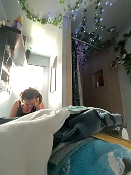 SummerBlueMoon online show from 02-01-26, 11:25