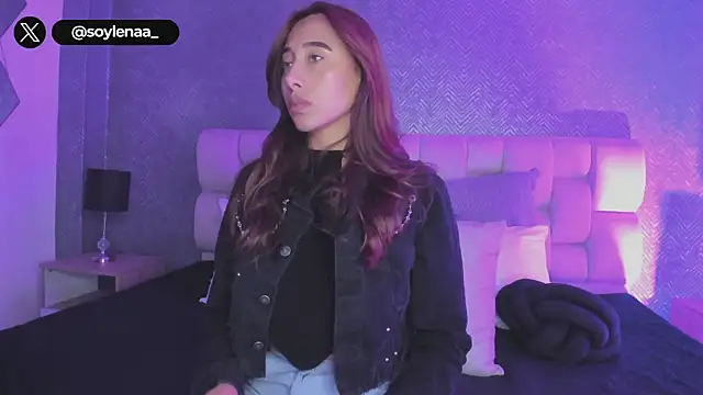 lena banks online show from 10-13-25, 10:43