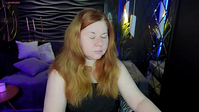 Snapshot of Mrs_Emilia chatting on 12-06-24, 09:35 Mrs Emilia online show from 12-06-24, 09:35